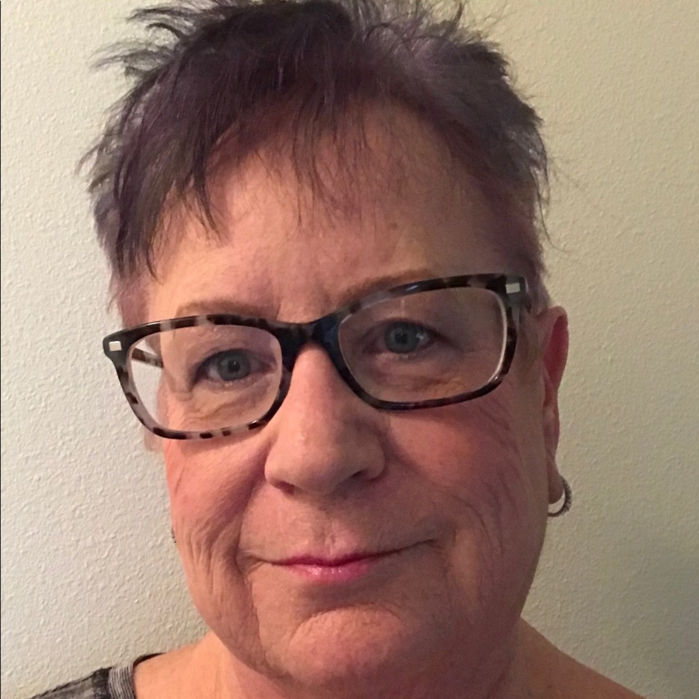 Meet your Posher, Kathleen